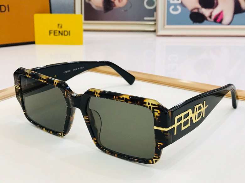 Picture of Fendi Sunglasses _SKUfw49870714fw